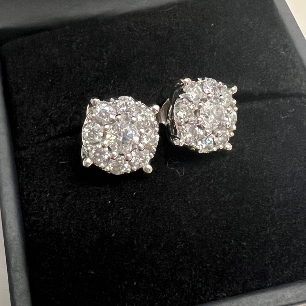 MACY's Diamond Stud Earrings (1/2 ct. t.w.) in 14K White Gold (EUC)